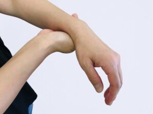 投稿についてもっと詳しく 【しびれは治るの？治らないの？】脳梗塞後でお悩みの方必見！